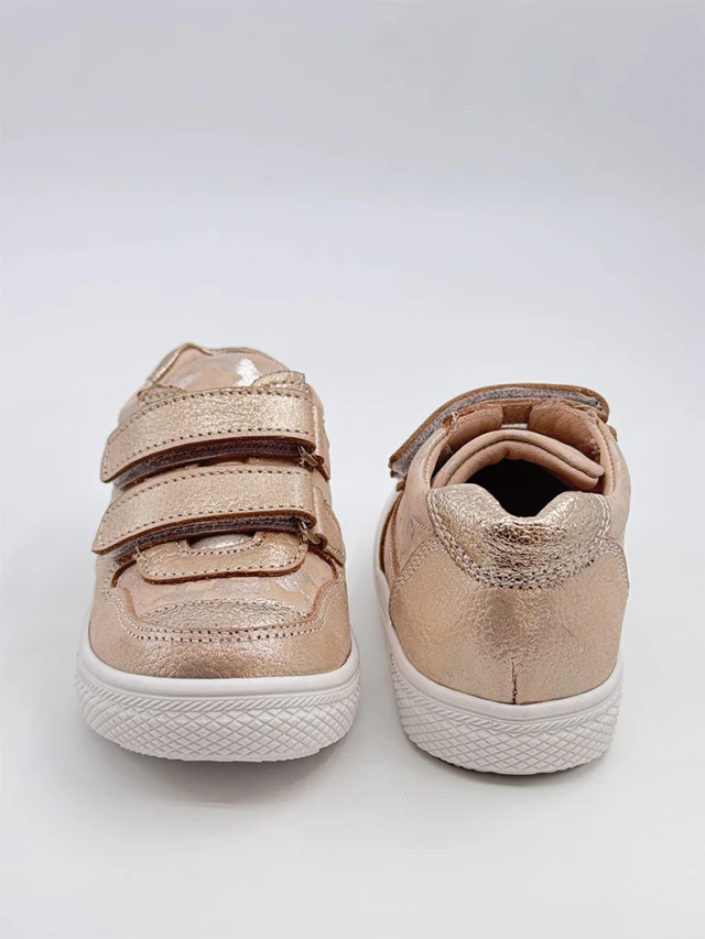 Adidasi fete Cod HA354-1=KR4